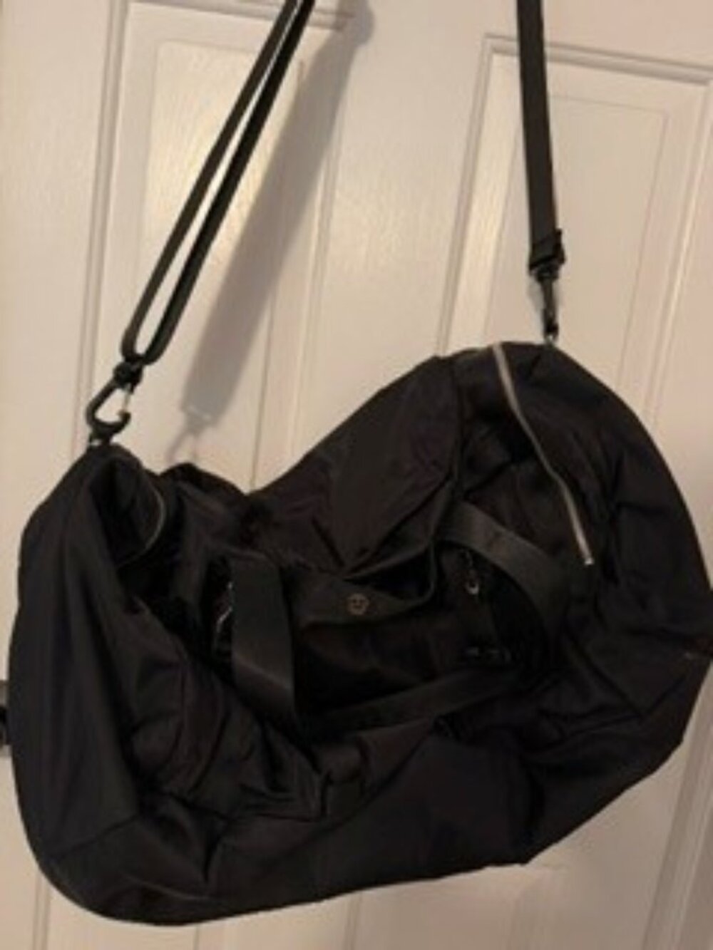 Lululemon overnight bag